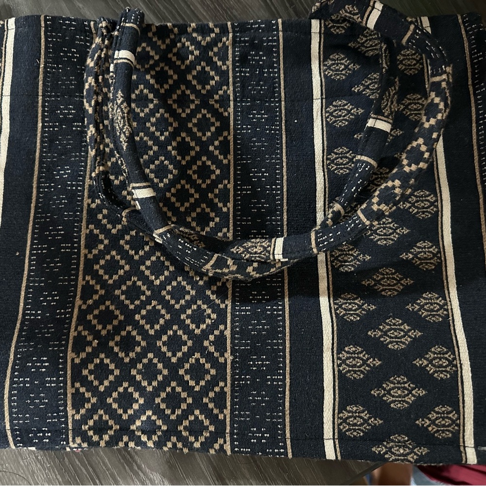 Milani medium tote
